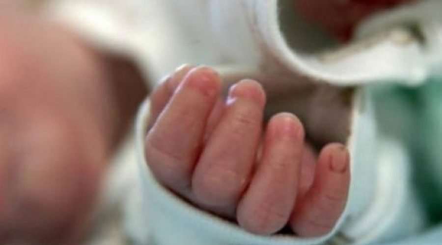 اولین نوزادی که در سال 2021 در سوئیس به دنیا آمد آلبانیایی است