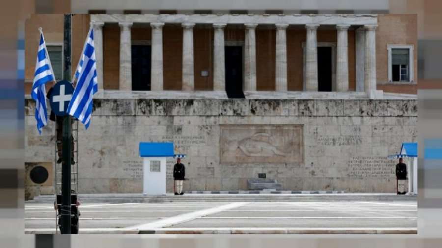 یونان در حال بازگرداندن اقدامات ریاضتی است ، از فردا در ساعت منع رفت و آمد
