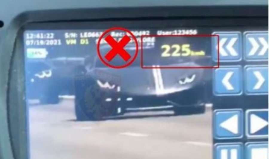 Deputy Prime Minister of Albania for driving up to 225 km / h: Idiots with