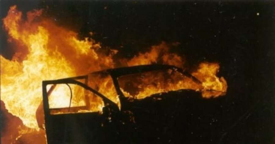A car burns in Lipjan 