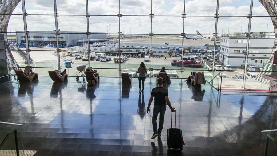 France allows the entry of Albanians who have received vaccines accepted by the EMA and have a PCR test