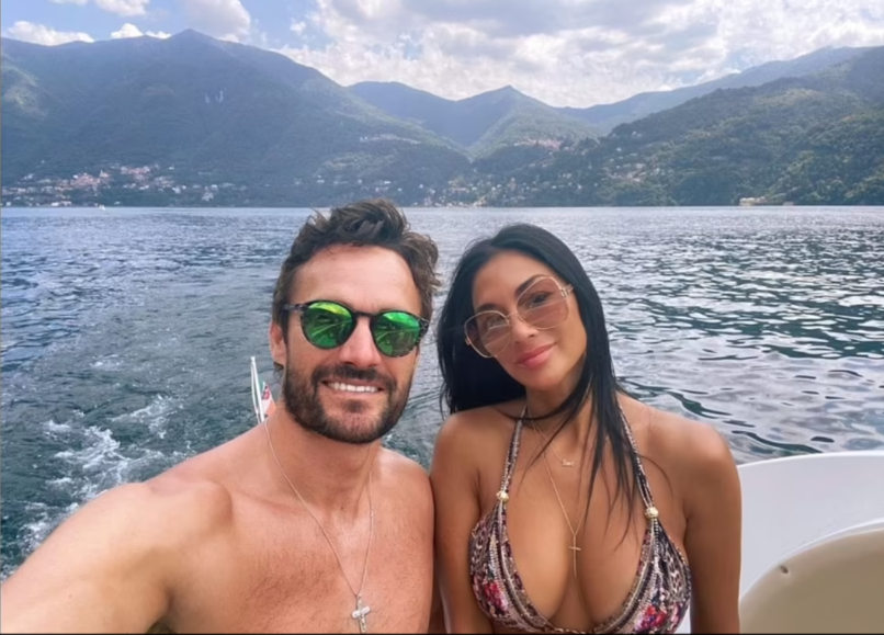 Perfect shape, Nicole Scherzinger looks stunning on the Italian coast