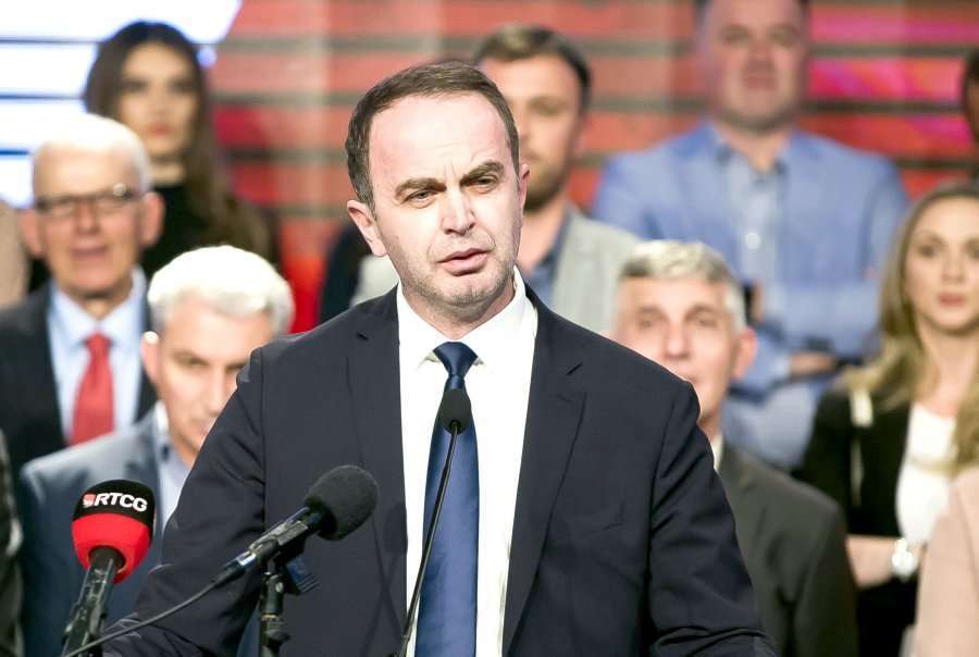 The head of Tuz reacts to the Prime Minister of Montenegro after the declaration of independence of Kosovo