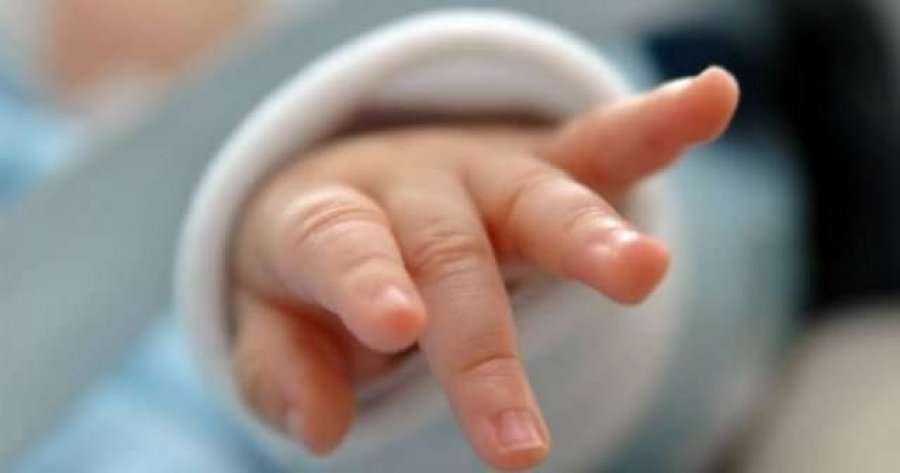 Lind foshnja e parë për vitin 2023, është vajzë