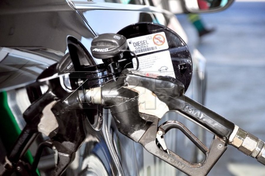 Ministria publikon limitin e çmimit për dizel, benzinë dhe gas për 24 orët e ardhshme
