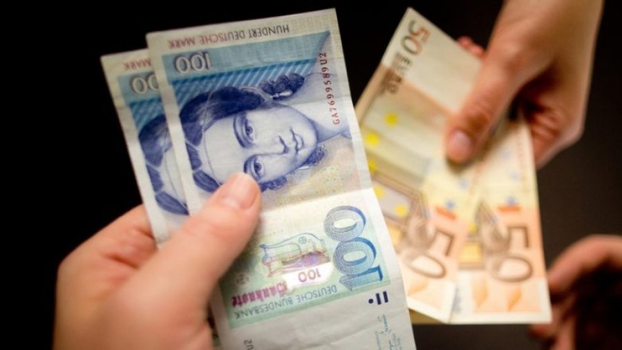 Mbi 12 miliardë marka gjermane kurrë nuk u këmbyen në euro