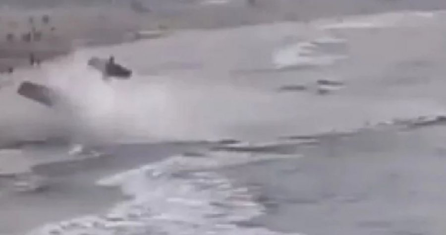 Rrëzohet aeroplani në Kaliforni, dy të vdekur 