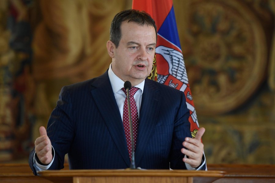 Daçiqi e ushqen Serbinë me propagandë: Nëse serbët vriten e nuk reagon KFOR-i, intervenon ushtria serbe