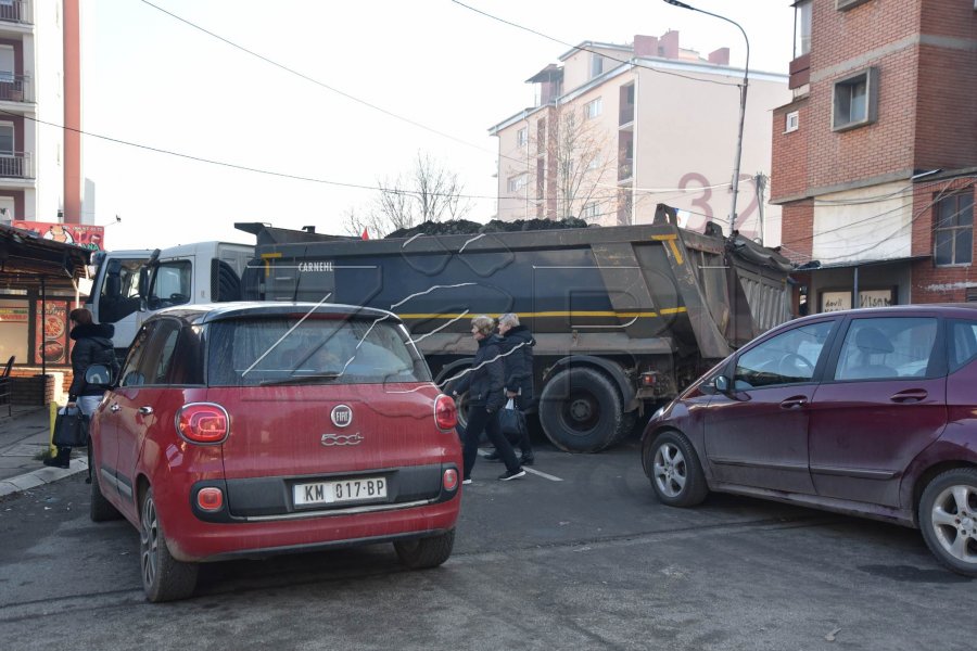 Barrikadat hiqen nga mëngjesi i së enjtes, thotë Vuçiqi