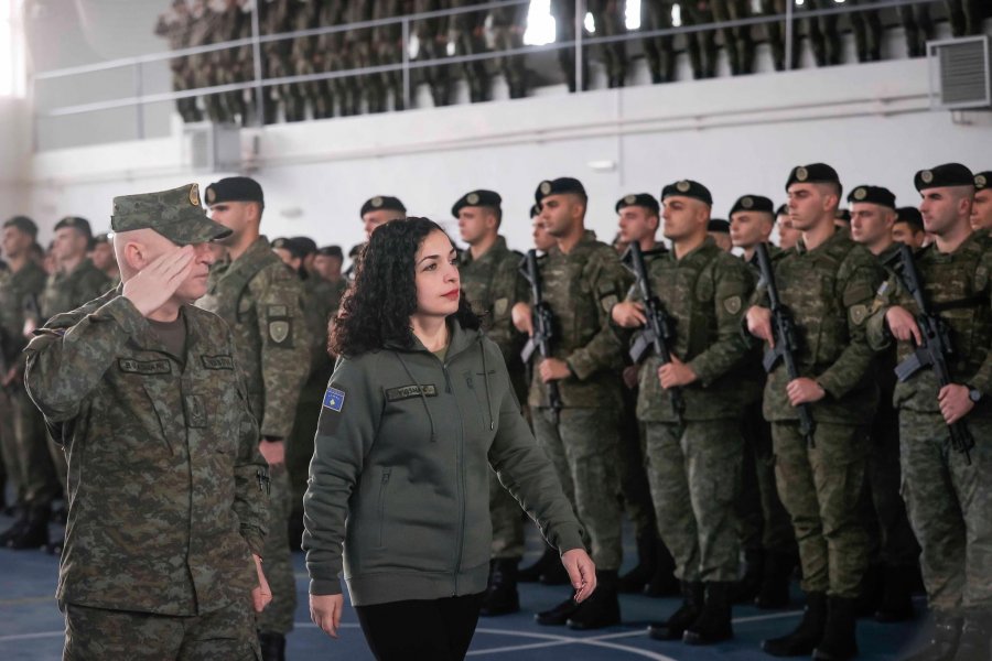 Osmani: Heqja e barrikadave, çështje orësh – nëse nuk hiqen do të veprojnë institucionet e Kosovës