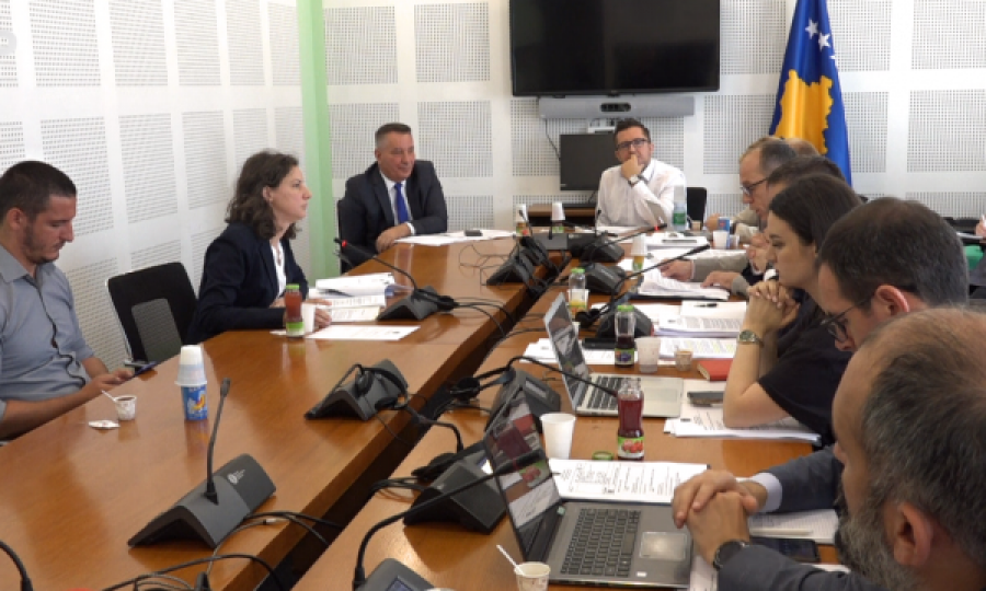 Rizvanolli para Komisionit Hetimor: Qëllim kryesor i Ministrisë, sigurimi i energjisë elektrike