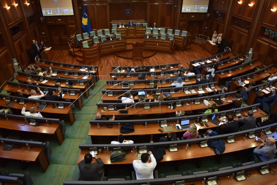 Nuk kalon projektligji për rregullimin e çmimeve të barnave