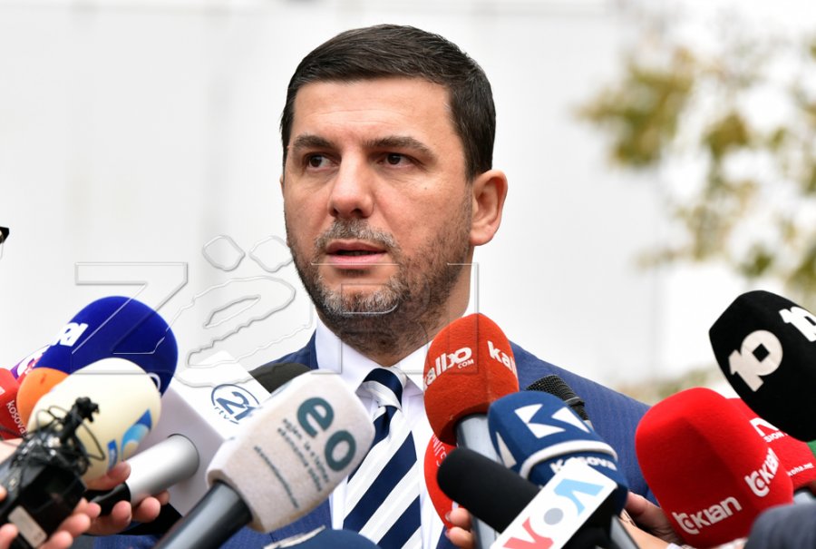 Krasniqi: Plani franko-gjerman s’mund të jetë i vërtetë, nëse tërhiqet Kurti – PDK e gatshme të udhëheq