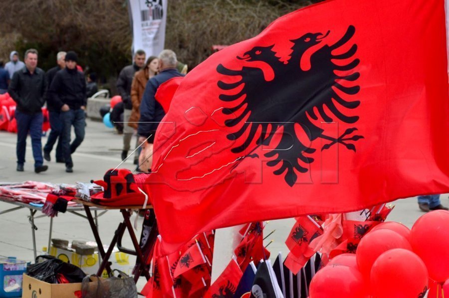 ASK: Në 10 vjetet e fundit, në Kosovë janë 104 persona që janë pagëzuar me emrin Flamur