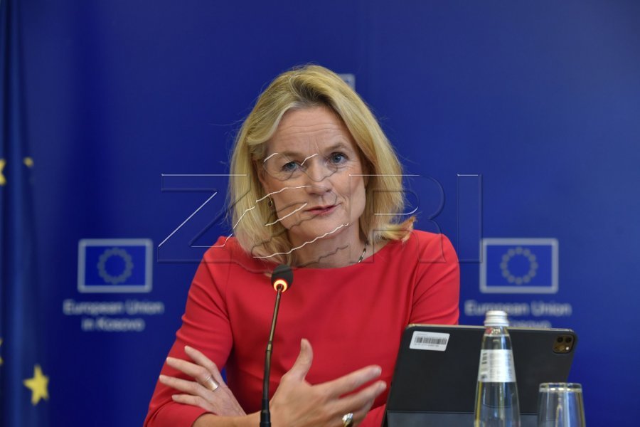 Von Cramon: Vetëm Putini nuk i gëzohet heqjes së barrikadave