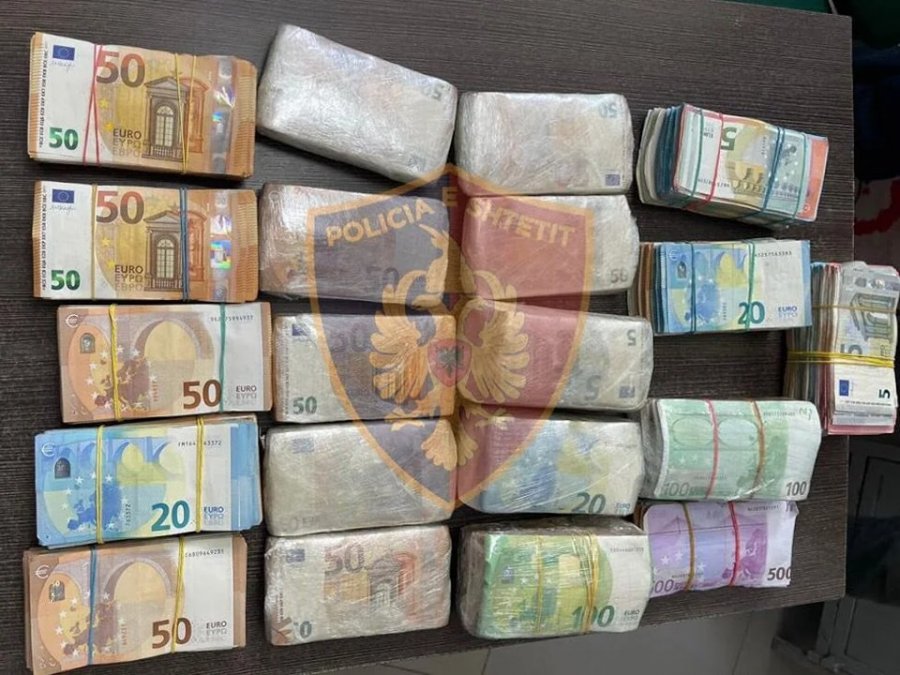 Konfiskohen mbi 200 mijë euro të padeklaruara në Portin e Vlorës 