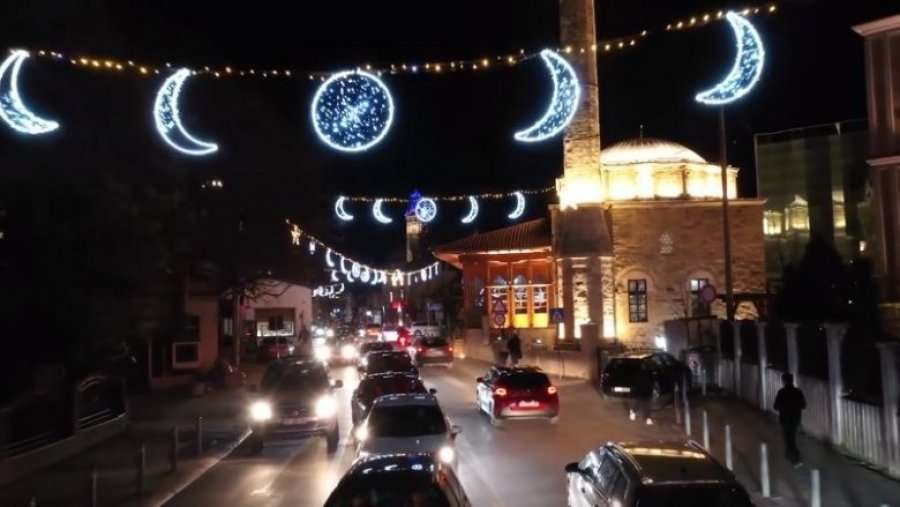 Prishtina stoliset për nder të Ramazanit 