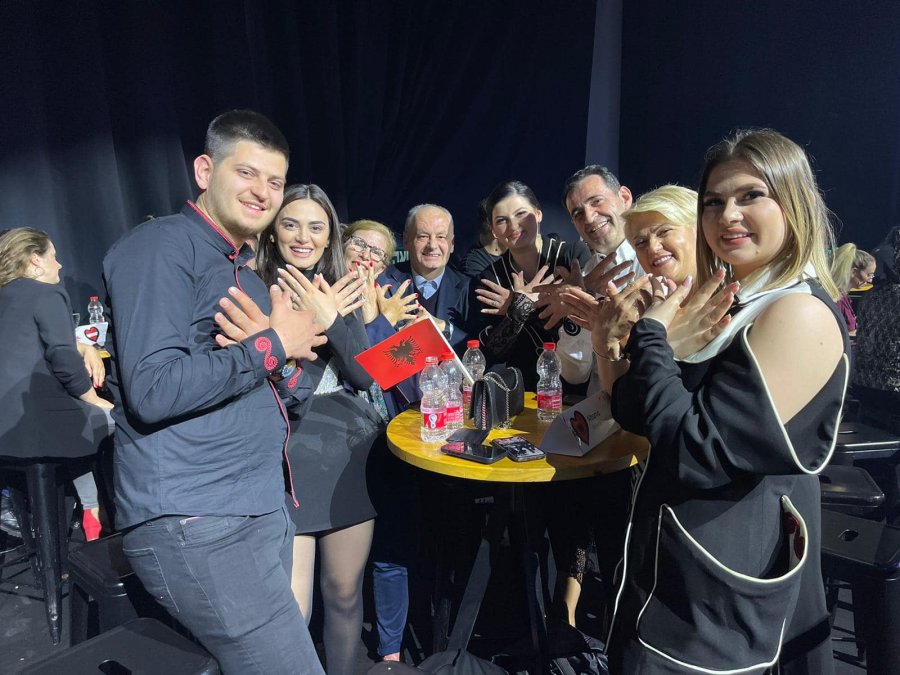 Albina dhe Familja Kelmendi surprizojnë publikun në Tel Aviv