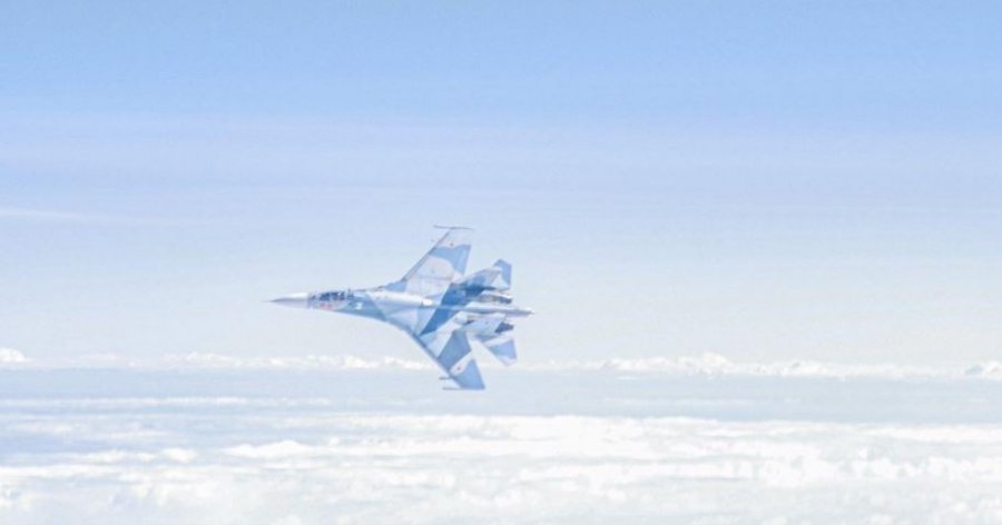 Aeroplanë zbulues rusë pikasen mbi detin Baltik e Barenc