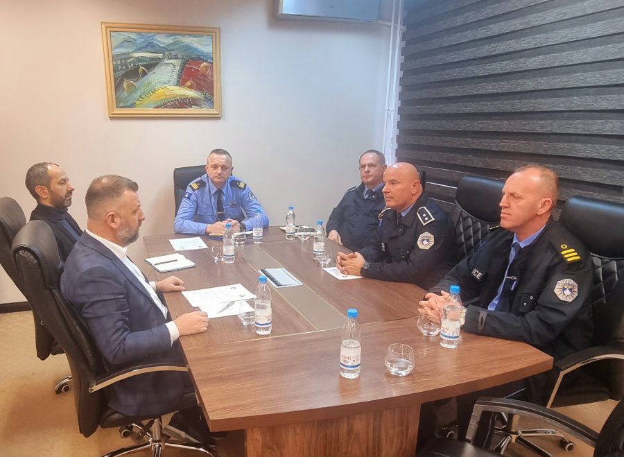 Plagosja e dy serbëve në Shtërpcë, Policia e Kosovës takohet me kryetarin Jevtiç