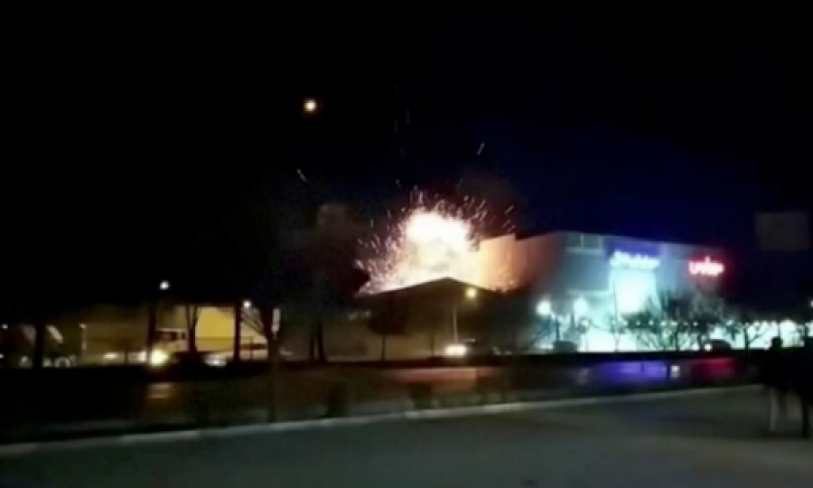 Zyrtari amerikan: Sulmi me dron ndaj fabrikës iraniane dyshohet të jetë bërë nga Izraeli