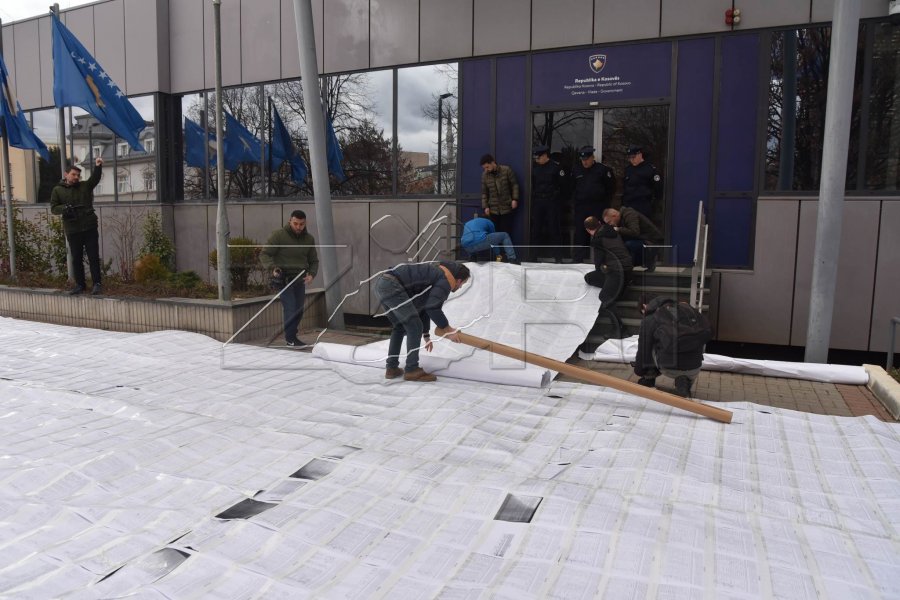 PSD-ja shtron para Qeverisë 205 mijë nënshkrimet kundër Asociacionit, “që Kurti t’i shkelë qytetarët edhe me këmbë”