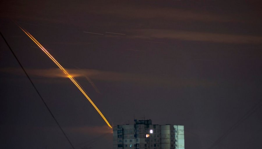 Luftime të ashpra në Ukrainë, dronët rusë godasin qytetin Krivi Rih