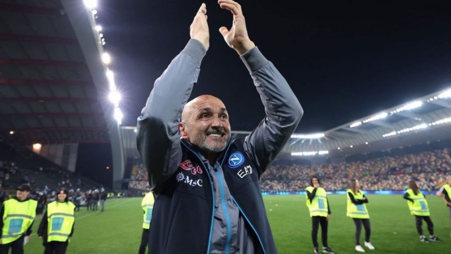 Momenti kur Napoli u shpall kampion