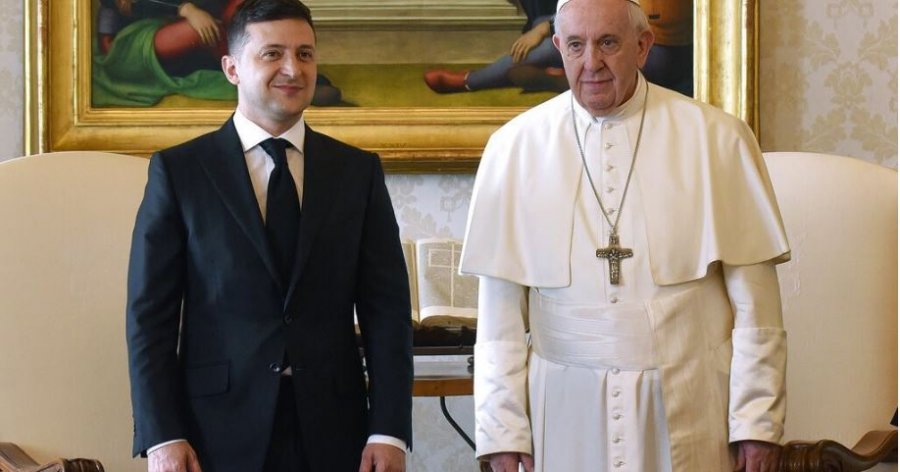 Zelensky do të takohet me Papa Françeskun të shtunën