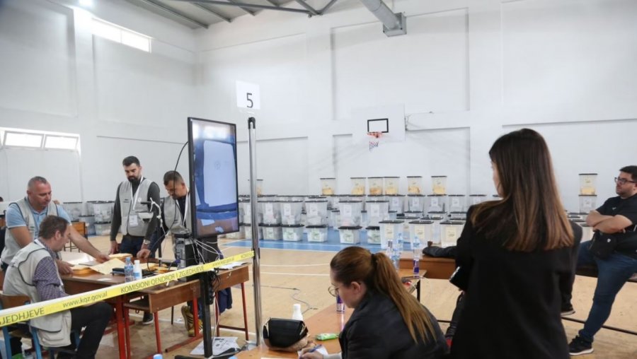 Në Shqipëri fitore e thellë e socialistëve, opozita vetëm gjashtë bashki