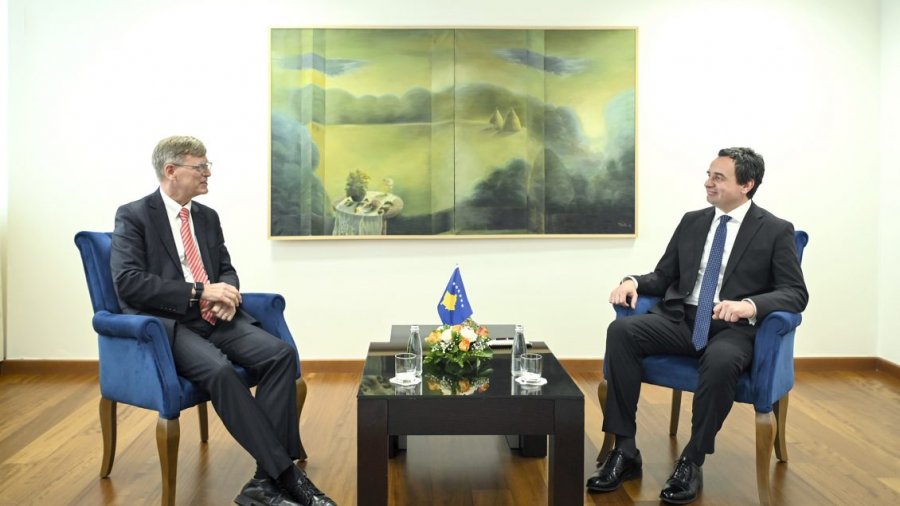  Kurti takoi profesorin Sean Murphy nga George Washington University, flasin për dialogun Kosovë-Serbi