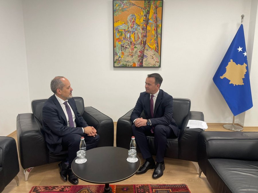 Ministri Peci: Nga qershori, 10 milionë euro grant për sistemin e ujitjes
