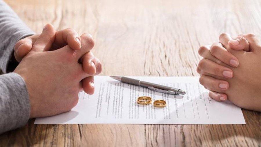 Cila është mënyra më e mirë për t’i treguar fëmijëve për divorcin?
