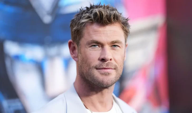 Chris Hemsworth përballë frikërave, plakjes dhe rikthimit si Thor