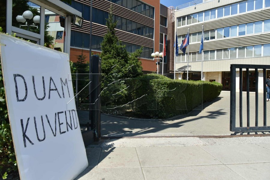 S’kalojnë propozimet e LVV-së, Kuvendi mbetet i pakonstituuar