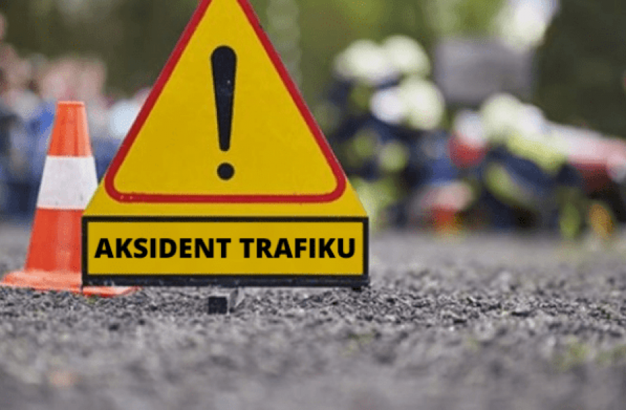 Policia për aksidentin në rrugën Prizren–Dragash: Ka të lënduar, u përplasën një kamion dhe tri vetura
