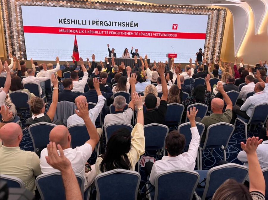 Kurti propozohet për mandatar të qeverisë nga LVV-ja