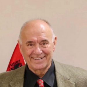 Kosova mes zhurmës politike dhe nevojës për kthjelltësi qytetare