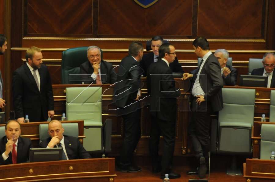 Për tre muaj deputetët shpenzuan mbi 50 mijë euro vetëm udhëtime e meditje