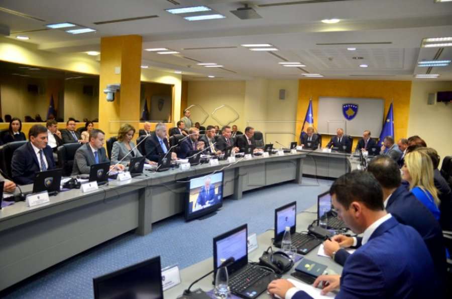 ShBA i ndalon hyrjen ministrit të Kosovës
