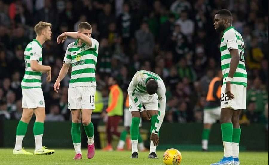 Befasi në Ligën e Kampionëve, Ajax kualifikohet me shumë frikë, jashtë Porto e Celtic
