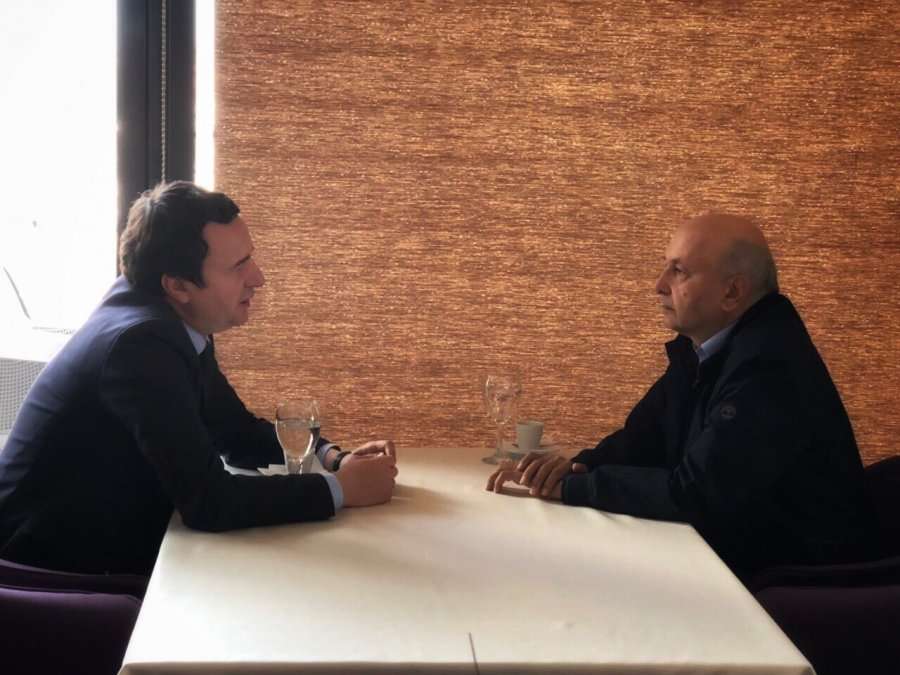 Mustafa: Takimi me Kurtin po u pengon atyre që e zhvatën Kosovën