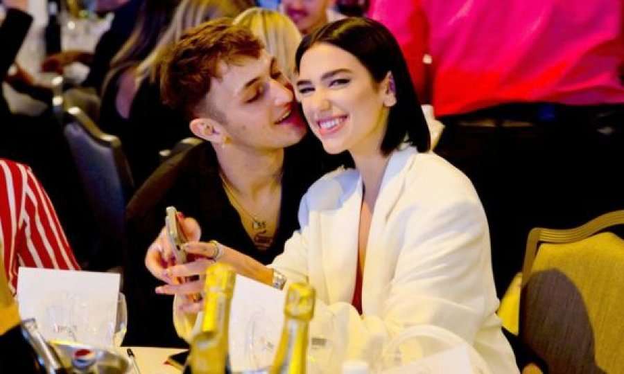 Dua Lipa feston ditëlindjen, kjo është dhurata që ka marrë nga i dashuri Anwar Hadid