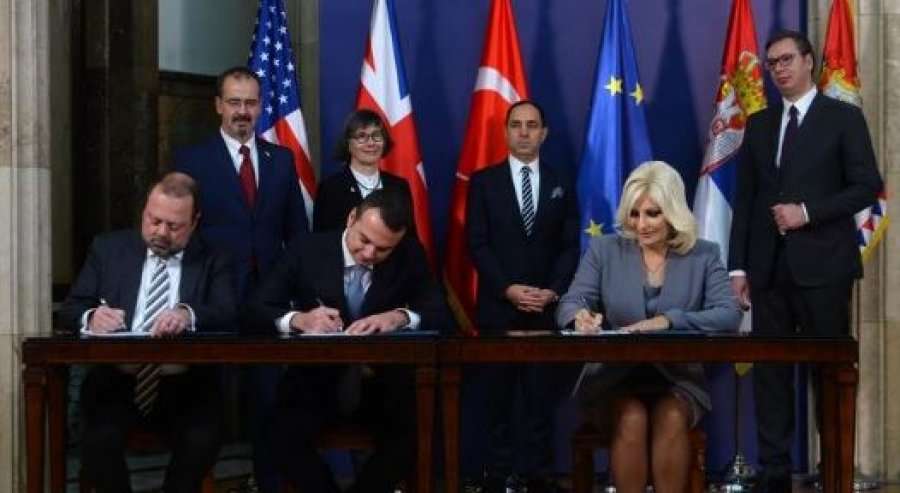 Serbia nënshkruan marrëveshjen për Autostradën gjigante, nga kjo rrugë përfitojnë edhe mërgimtarët nga Kosova