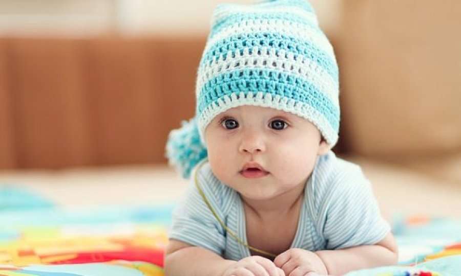 Foshnjat që peshojnë më pak se 2.5 kg rrezikohen nga infertiliteti