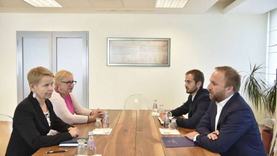Tahiri priti në takim përfaqësuesen e UNDP-së, Maria Suokko