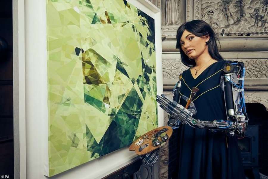Njihuni me Ai-Da’n, robotin që i afrohet më së shumti formës së njeriut