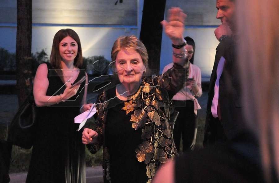 Albright : Jam krenare për vajzat e vogla kosovare që e kanë emrin Madeline