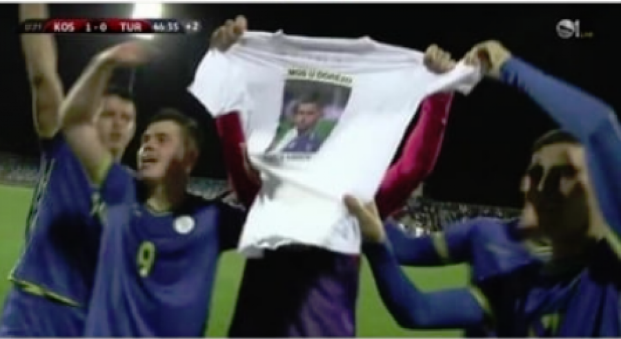 Golin kundër Turqisë ia dedikuan Arbër Zenelit, reagon futbollisti më i mirë në Kosovë