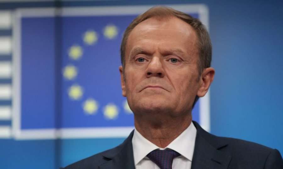 Tusk: Hapja e negociatave për Shqipërinë e Maqedoninë do të shtyhet